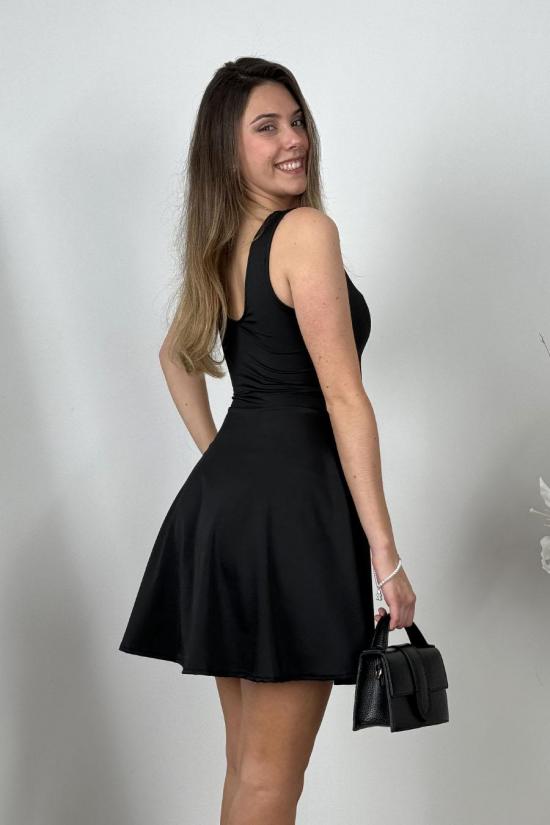 Short dress with black flounce