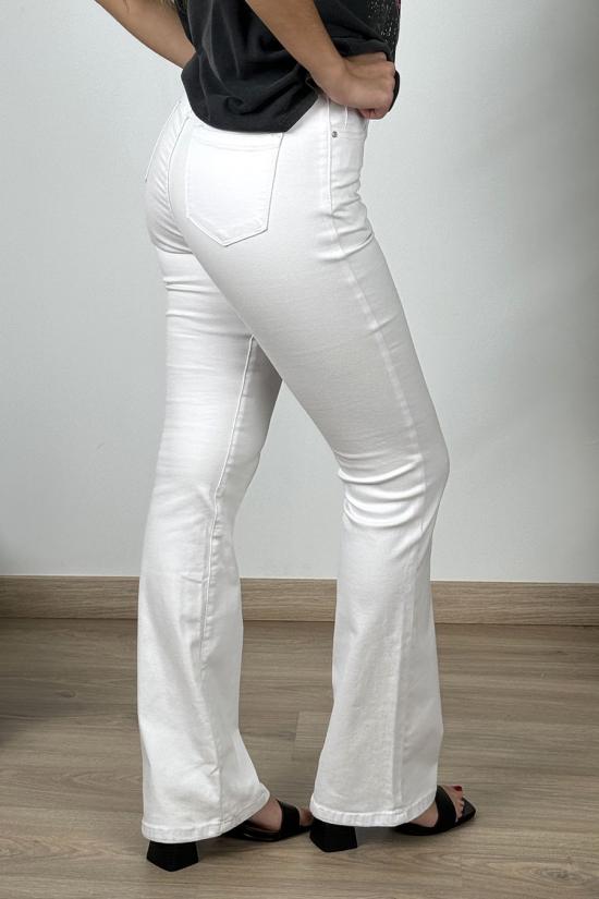 White bell-bottom trousers