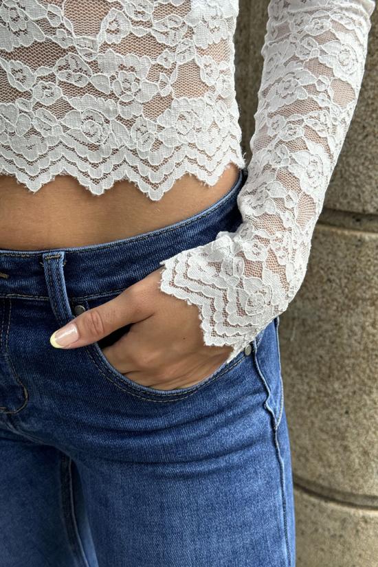 White lace top