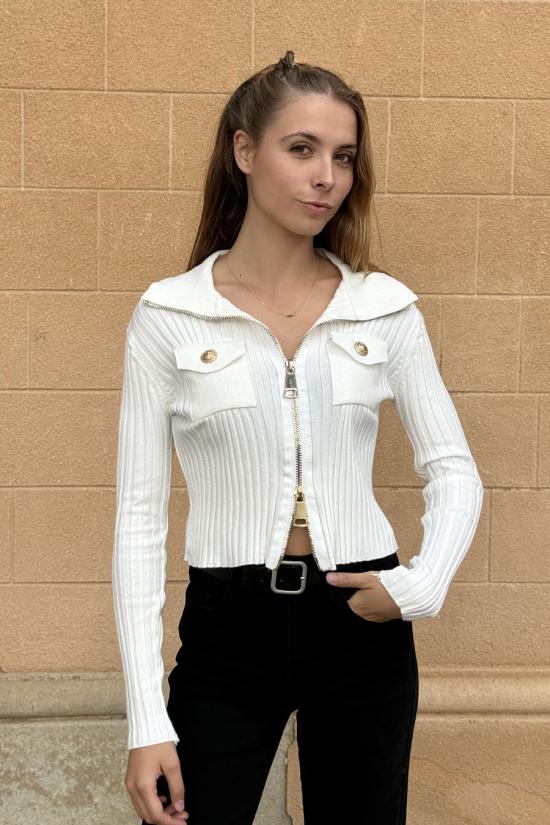 Two-pocket white ribbed jacket