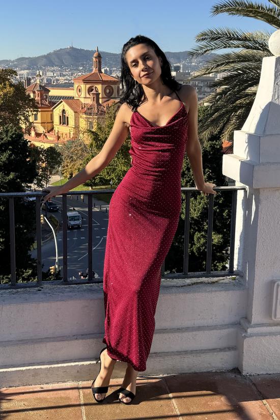 Long dress with burgundy studs