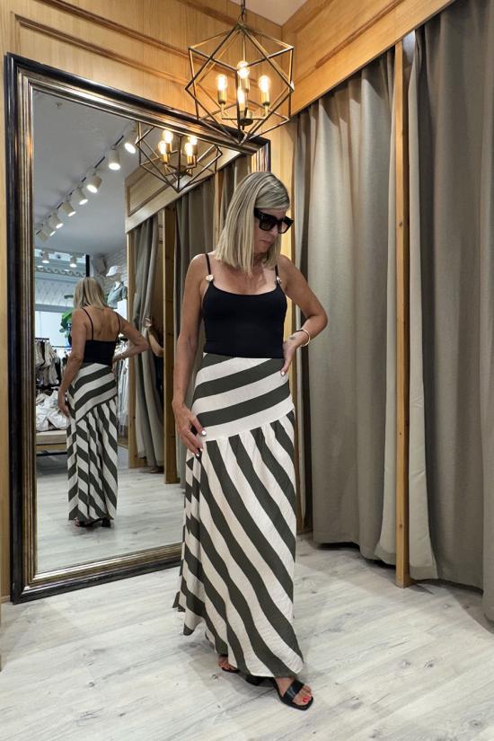 Falda rayas diagonales beige-kaki