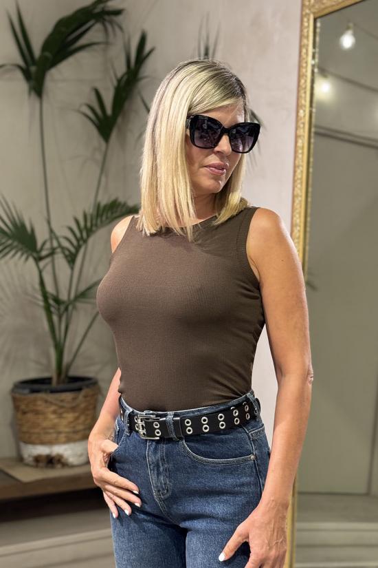 Camiseta sin mangas marr&oacute;n