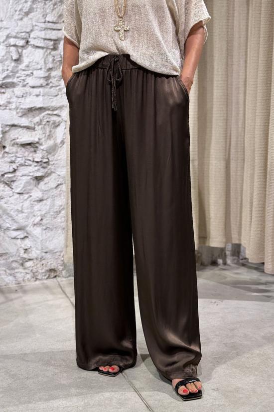 Palazzo raso marr&oacute;n