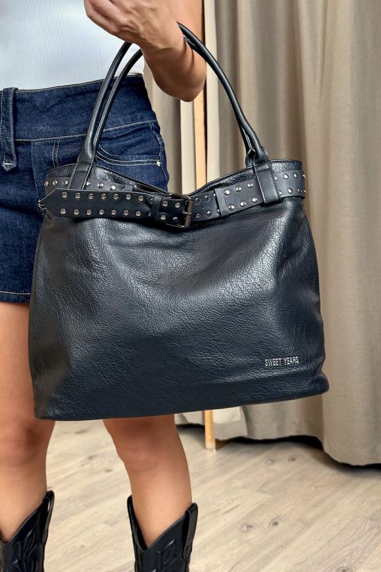 Bolso cintur&oacute;n tachas negro