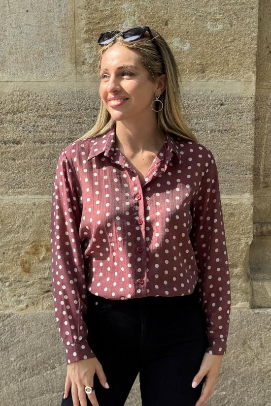 Camisa lunares granate