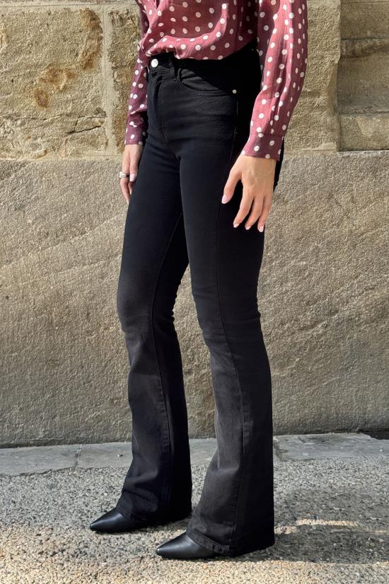 Pantal&oacute;n campana negro