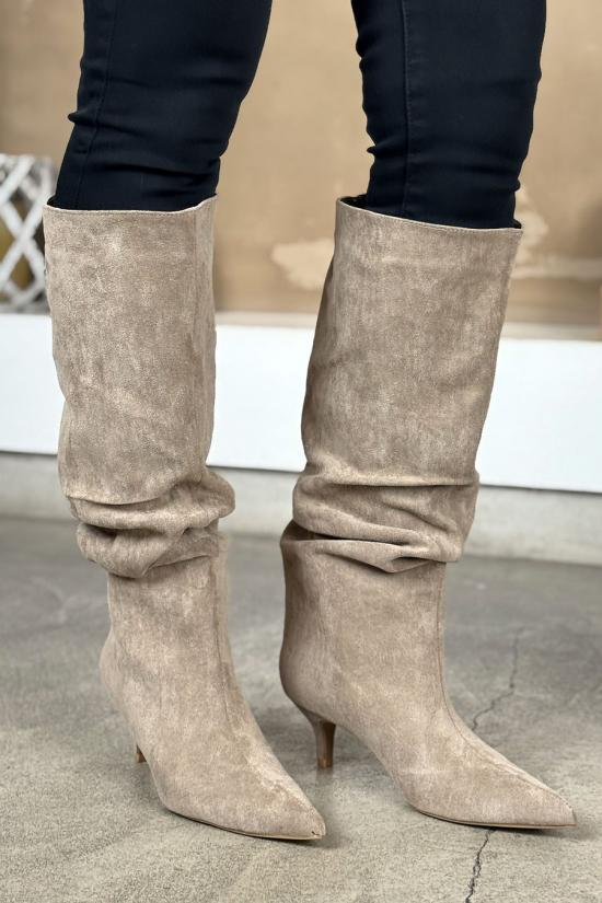 Bota Slouchy antelina beige