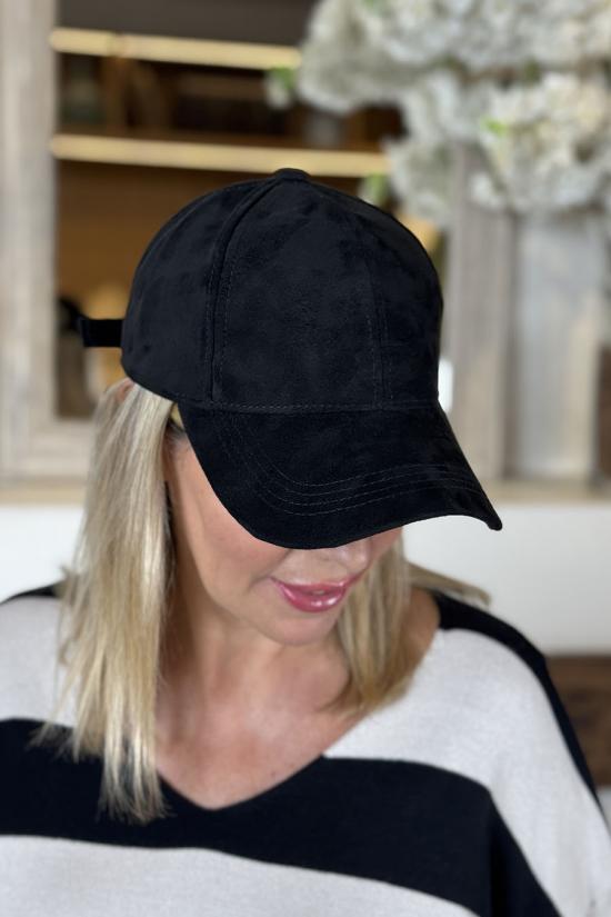 Gorra antelina negra