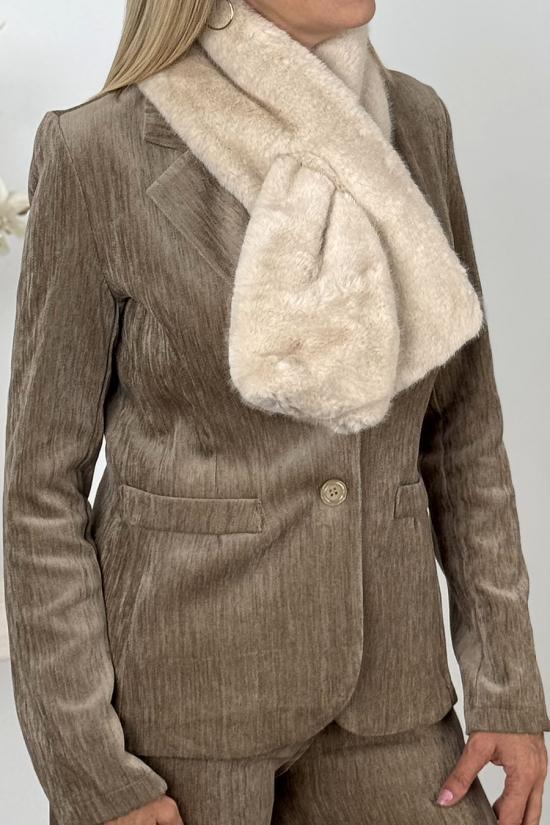 Cuello efecto pelo beige